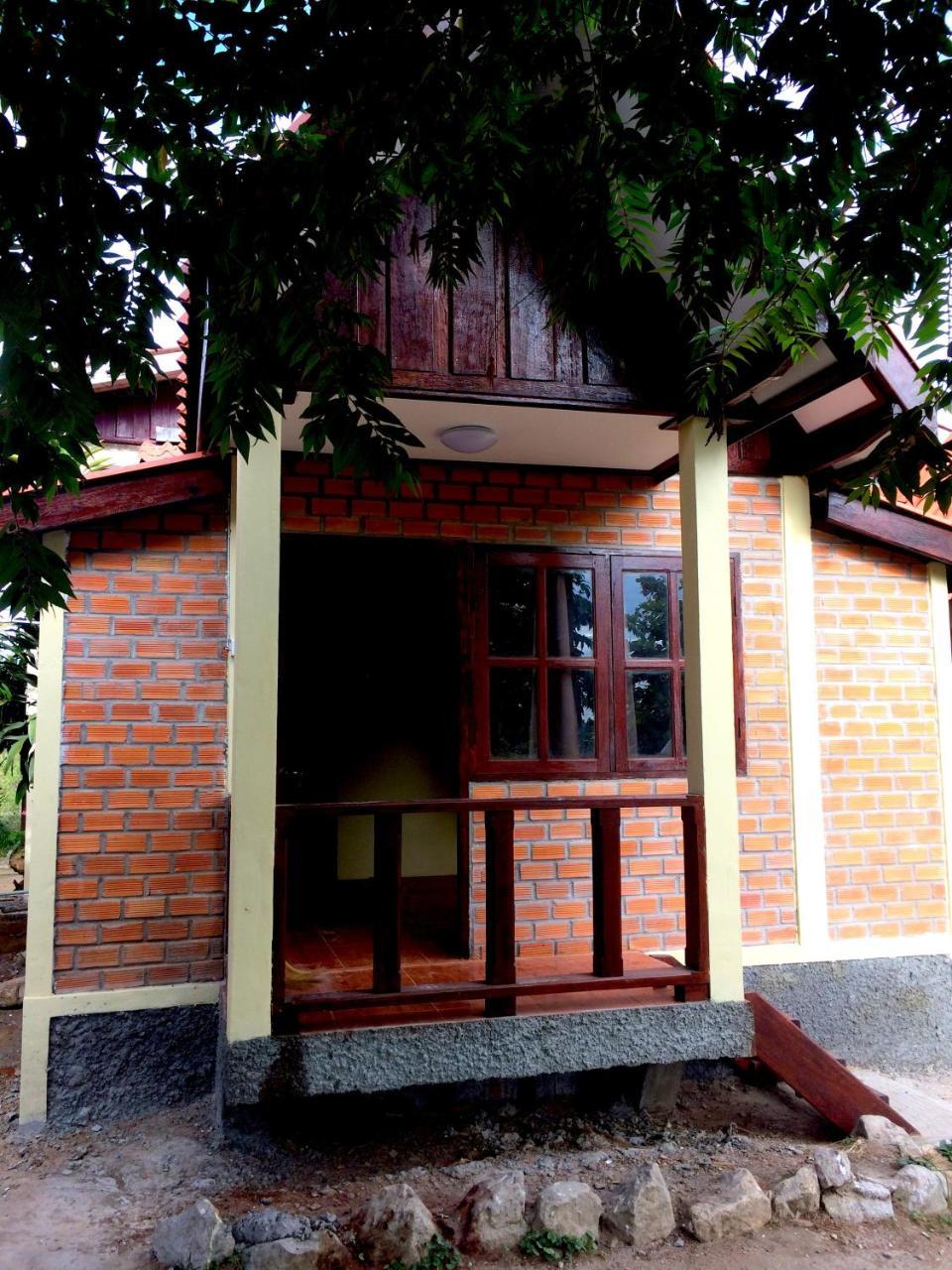 Sabaidee Guesthouse & Restaurant Nam Theun Extérieur photo