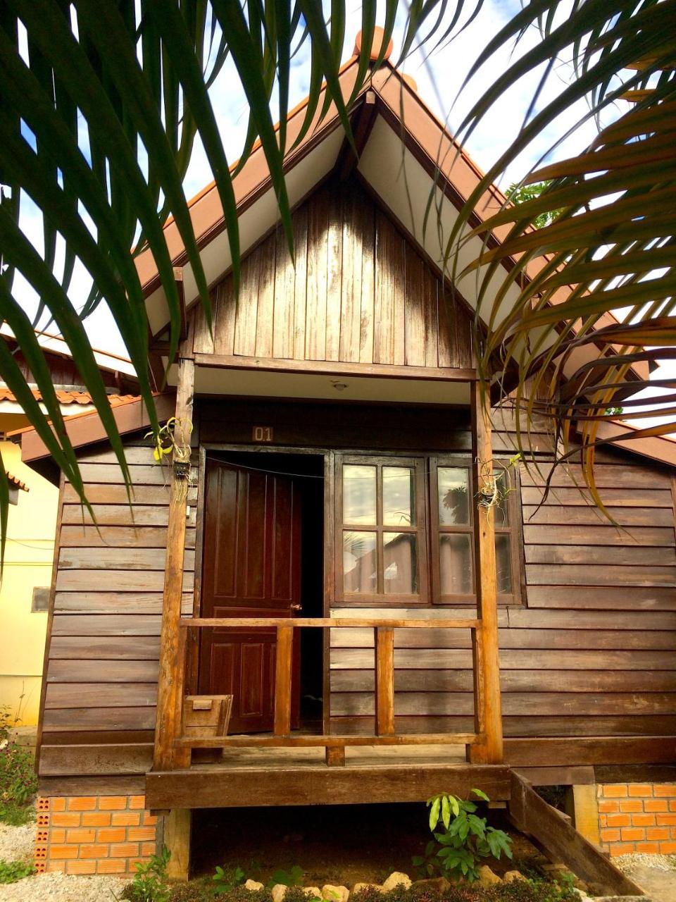 Sabaidee Guesthouse & Restaurant Nam Theun Extérieur photo