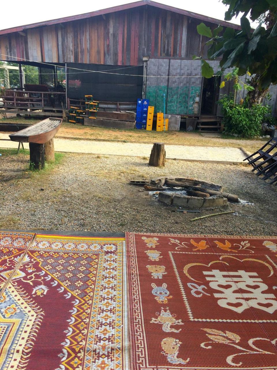 Sabaidee Guesthouse & Restaurant Nam Theun Extérieur photo